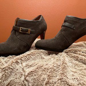 Franco Sarto Sabelle Women's Gray Suede Stiletto Booties - Size 8.5